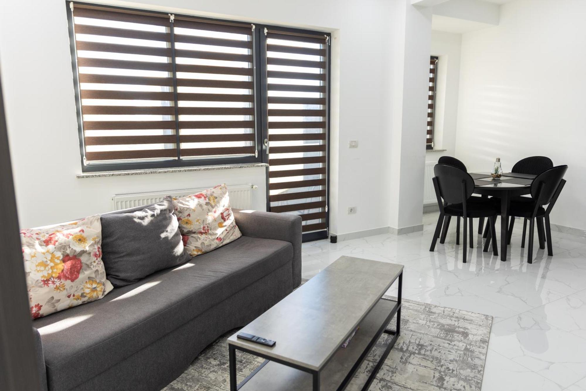 Astar Apartments - Extra Large Рэдэуци Экстерьер фото